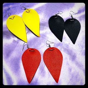Leather feel felt back tear drop earrings